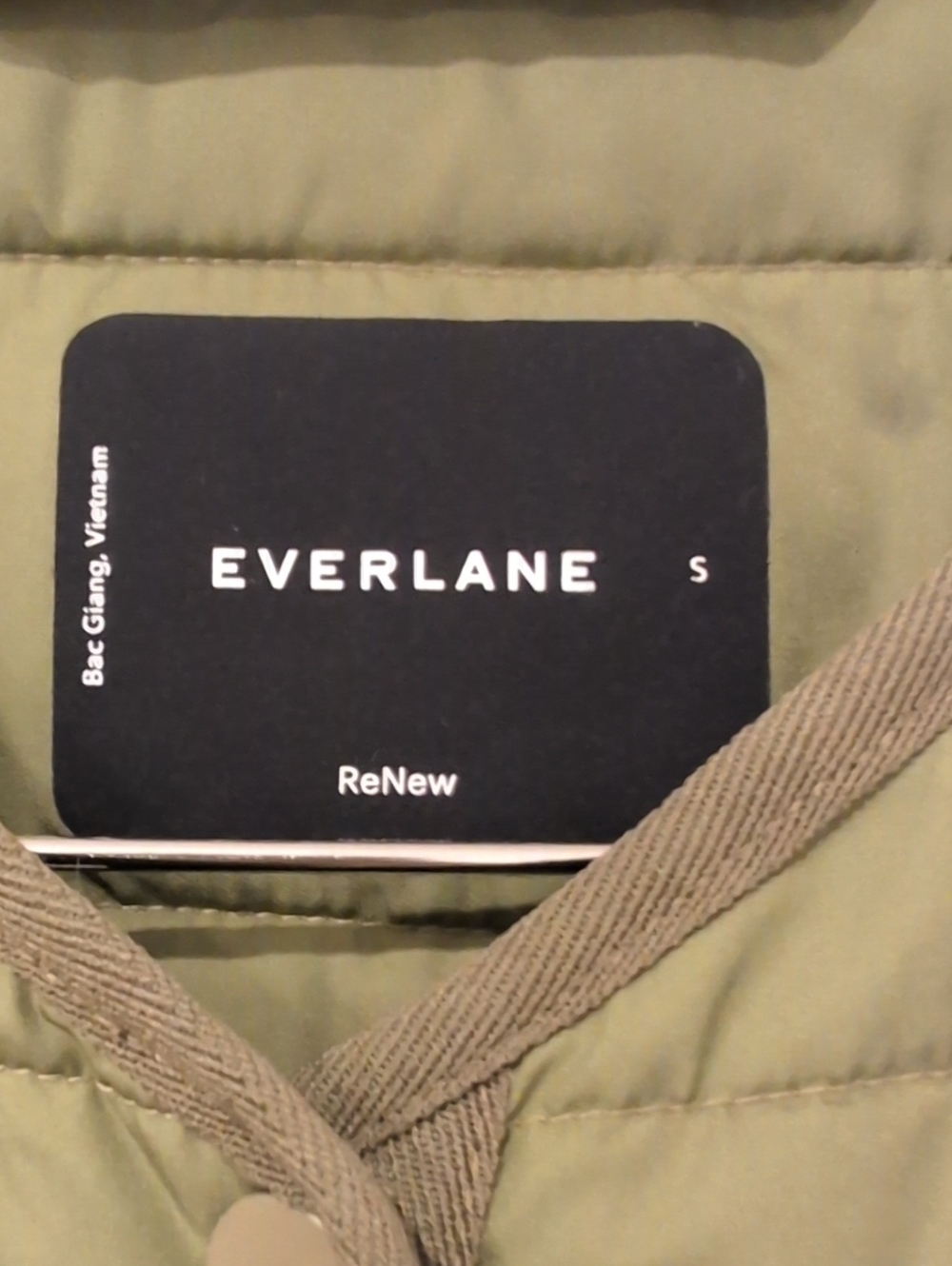 Everlane Renew Channeled Liner In Dark Moss Size Small - Picture 2 of 5